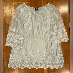 CALSTE Women's Unconventional Lace Blouse in Light Olive Green Sheer Sleeve